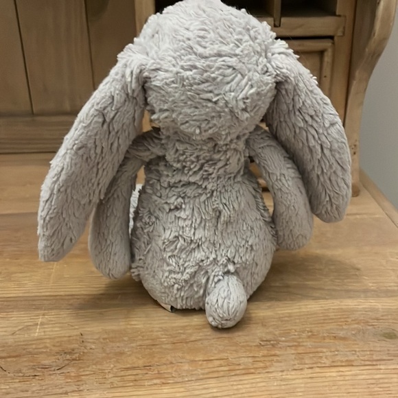 Jellycat Bunny Woodland Gray Well-loved Rabbit Plush Stuffed Animal Bashful - Picture 11 of 11